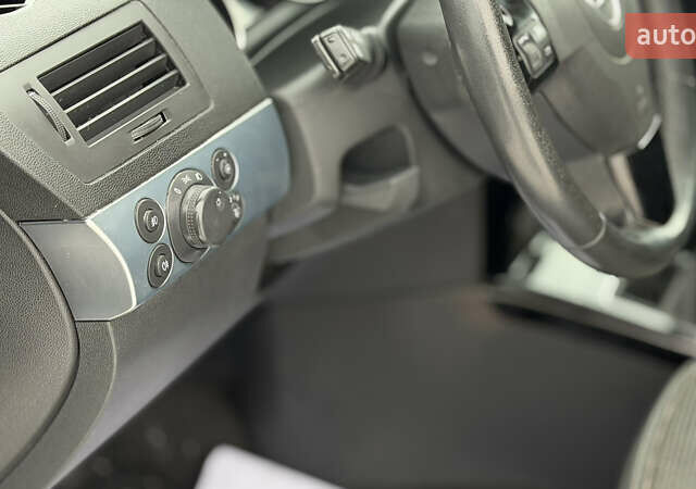 Синій Опель Астра, об'ємом двигуна 1.8 л та пробігом 250 тис. км за 5300 $, фото 26 на Automoto.ua