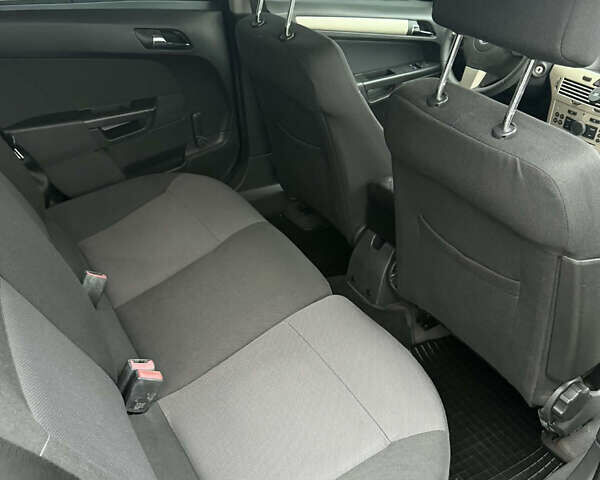 Синій Опель Астра, об'ємом двигуна 1.6 л та пробігом 212 тис. км за 5400 $, фото 7 на Automoto.ua