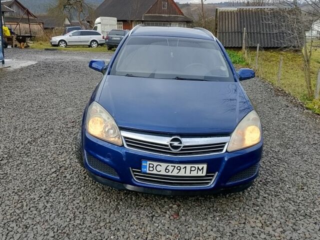 Синий Опель Астра, объемом двигателя 1.7 л и пробегом 330 тыс. км за 4400 $, фото 5 на Automoto.ua