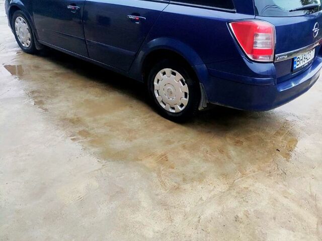 Синий Опель Астра, объемом двигателя 1.6 л и пробегом 202 тыс. км за 6300 $, фото 4 на Automoto.ua