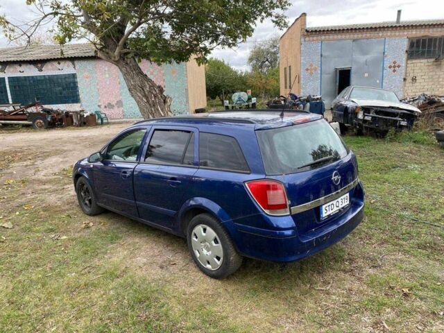 Синий Опель Астра, объемом двигателя 1.9 л и пробегом 300 тыс. км за 1800 $, фото 7 на Automoto.ua