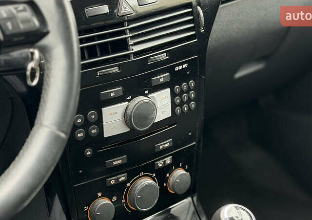 Синій Опель Астра, об'ємом двигуна 1.8 л та пробігом 250 тис. км за 5300 $, фото 22 на Automoto.ua