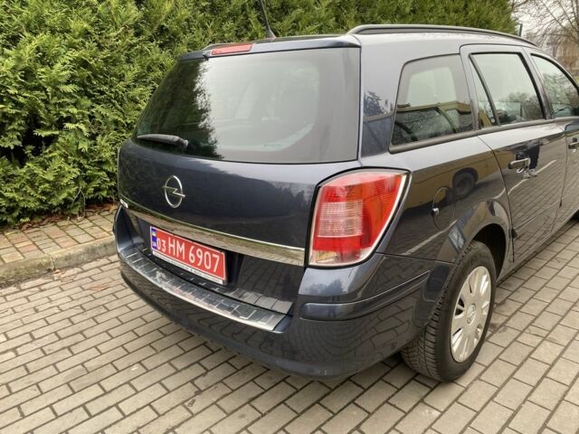 Синий Опель Астра, объемом двигателя 1.8 л и пробегом 230 тыс. км за 5500 $, фото 2 на Automoto.ua