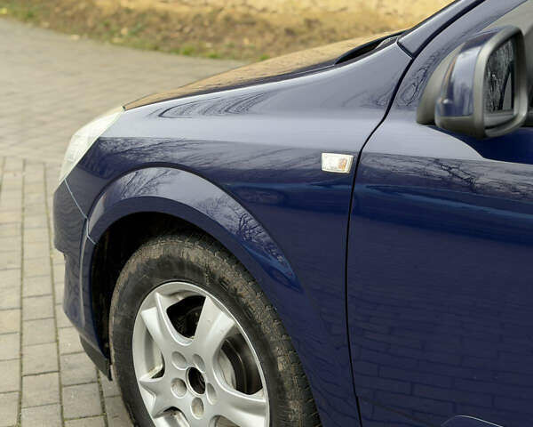 Синий Опель Астра, объемом двигателя 1.69 л и пробегом 268 тыс. км за 4599 $, фото 8 на Automoto.ua