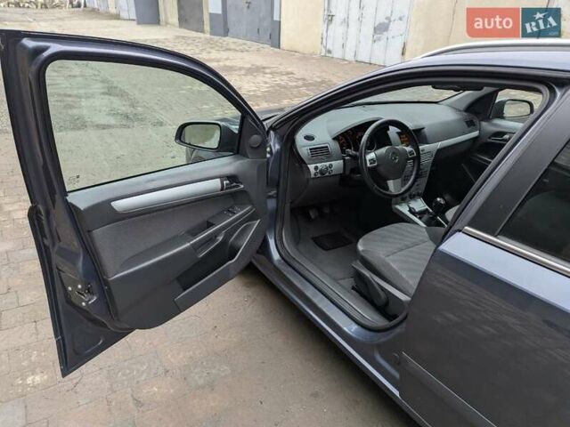 Синий Опель Астра, объемом двигателя 1.6 л и пробегом 233 тыс. км за 5300 $, фото 11 на Automoto.ua