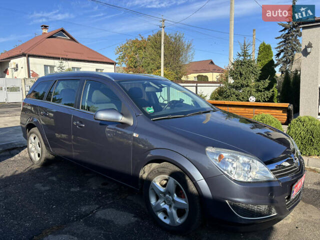 Синий Опель Астра, объемом двигателя 1.8 л и пробегом 209 тыс. км за 5800 $, фото 4 на Automoto.ua