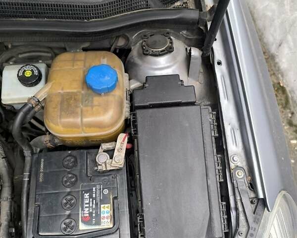 Синий Опель Астра, объемом двигателя 1.6 л и пробегом 210 тыс. км за 5300 $, фото 38 на Automoto.ua