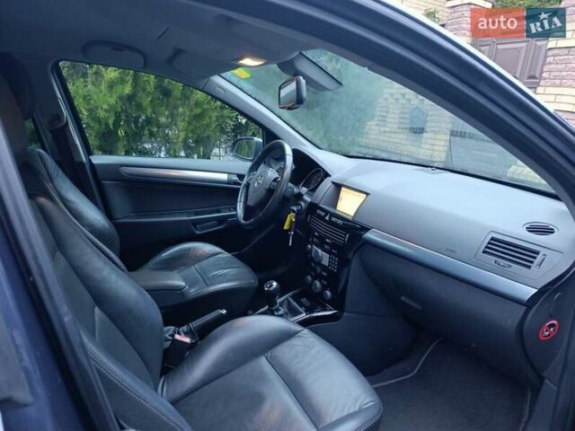 Синий Опель Астра, объемом двигателя 1.8 л и пробегом 260 тыс. км за 6700 $, фото 32 на Automoto.ua