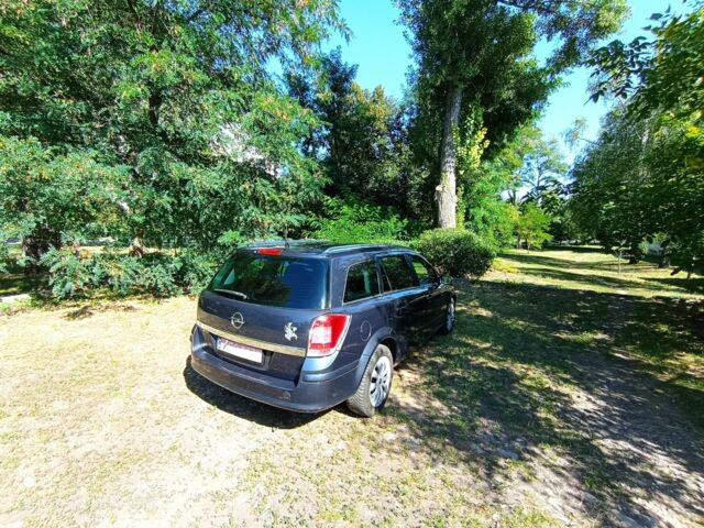 Синий Опель Астра, объемом двигателя 1.6 л и пробегом 222 тыс. км за 5200 $, фото 9 на Automoto.ua