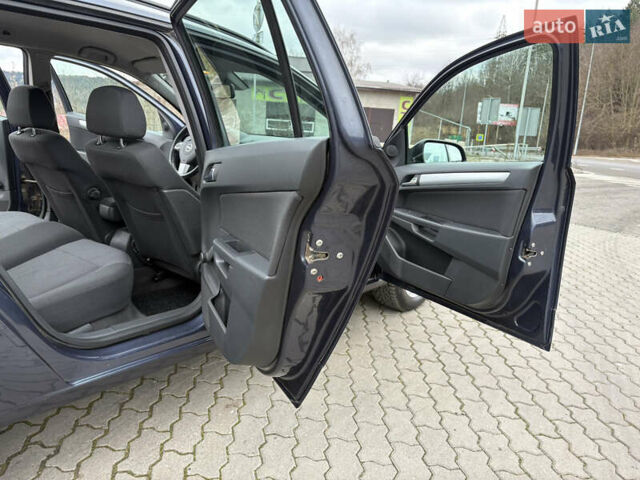 Синий Опель Астра, объемом двигателя 1.6 л и пробегом 284 тыс. км за 5250 $, фото 45 на Automoto.ua