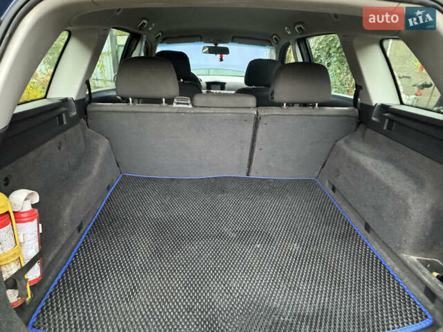 Опель Астра 2009 в Черкассах на Automoto.ua Синий Опель Астра, объемом двигателя 1.69 л и пробегом 250 тыс. км за 5000 $, фото 15 на Automoto.ua