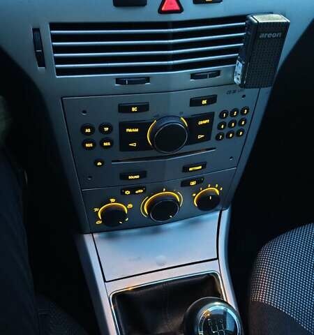 Синій Опель Астра, об'ємом двигуна 1.6 л та пробігом 284 тис. км за 5350 $, фото 13 на Automoto.ua