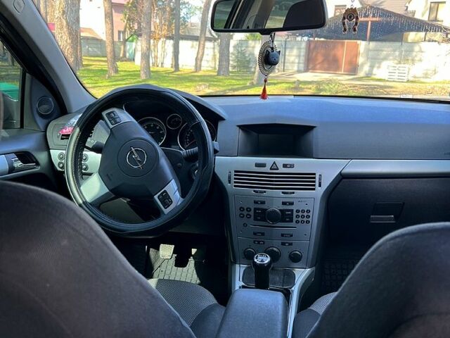 Синий Опель Астра, объемом двигателя 1.6 л и пробегом 211 тыс. км за 6300 $, фото 12 на Automoto.ua