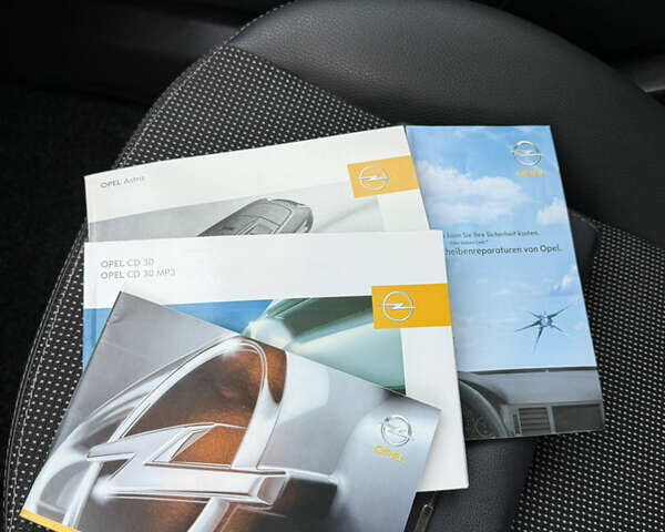 Опель Астра 2009 в Луцке на Automoto.ua Синий Опель Астра, объемом двигателя 1.8 л и пробегом 191 тыс. км за 6799 $, фото 146 на Automoto.ua