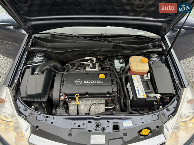 Синий Опель Астра, объемом двигателя 1.6 л и пробегом 196 тыс. км за 5650 $, фото 15 на Automoto.ua