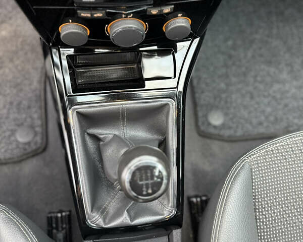 Опель Астра 2009 в Луцке на Automoto.ua Синий Опель Астра, объемом двигателя 1.8 л и пробегом 191 тыс. км за 6799 $, фото 128 на Automoto.ua