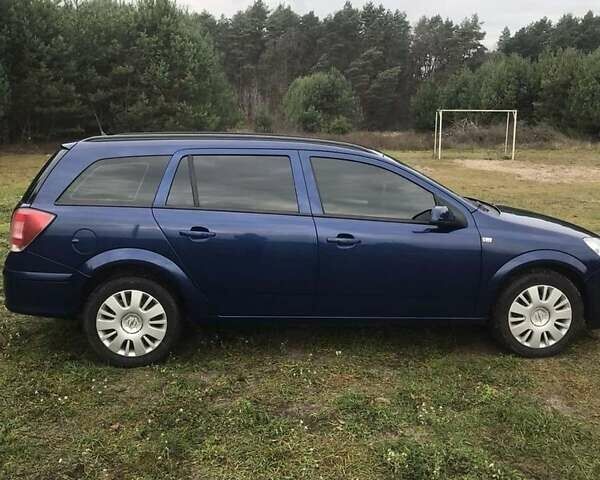 Синий Опель Астра, объемом двигателя 1.7 л и пробегом 262 тыс. км за 4999 $, фото 2 на Automoto.ua