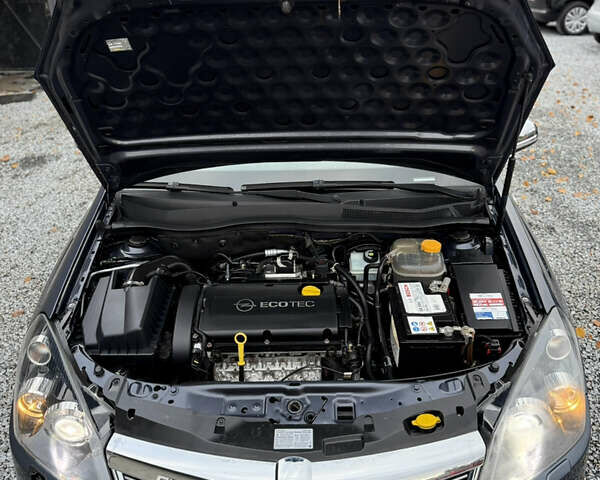 Опель Астра 2009 в Луцке на Automoto.ua Синий Опель Астра, объемом двигателя 1.8 л и пробегом 191 тыс. км за 6799 $, фото 67 на Automoto.ua