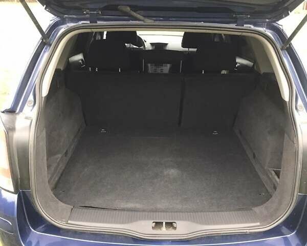 Синий Опель Астра, объемом двигателя 1.7 л и пробегом 262 тыс. км за 4999 $, фото 5 на Automoto.ua