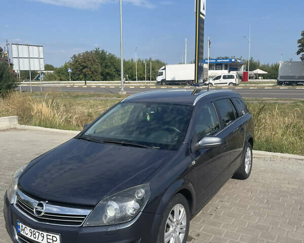Синий Опель Астра, объемом двигателя 1.7 л и пробегом 220 тыс. км за 5900 $, фото 5 на Automoto.ua