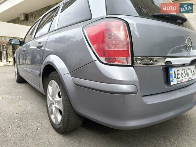 Синий Опель Астра, объемом двигателя 1.6 л и пробегом 210 тыс. км за 5300 $, фото 29 на Automoto.ua