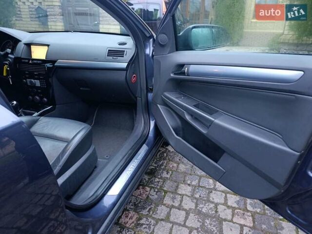 Синий Опель Астра, объемом двигателя 1.8 л и пробегом 260 тыс. км за 6700 $, фото 34 на Automoto.ua