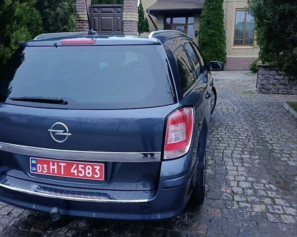 Синий Опель Астра, объемом двигателя 1.8 л и пробегом 260 тыс. км за 6700 $, фото 21 на Automoto.ua