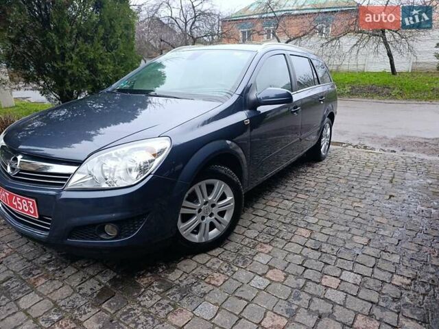 Синий Опель Астра, объемом двигателя 1.8 л и пробегом 260 тыс. км за 6700 $, фото 3 на Automoto.ua