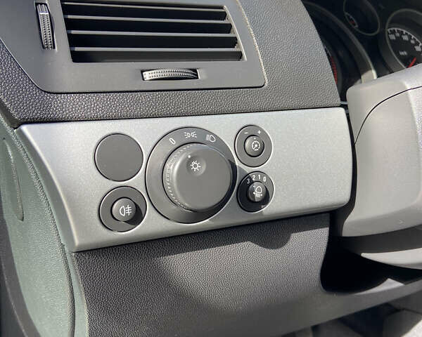 Опель Астра 2009 в Виннице на Automoto.ua Синий Опель Астра, объемом двигателя 1.6 л и пробегом 216 тыс. км за 6100 $, фото 11 на Automoto.ua