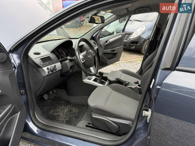 Синий Опель Астра, объемом двигателя 1.6 л и пробегом 196 тыс. км за 5650 $, фото 21 на Automoto.ua