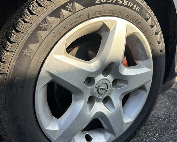 Синий Опель Астра, объемом двигателя 1.8 л и пробегом 209 тыс. км за 5800 $, фото 24 на Automoto.ua