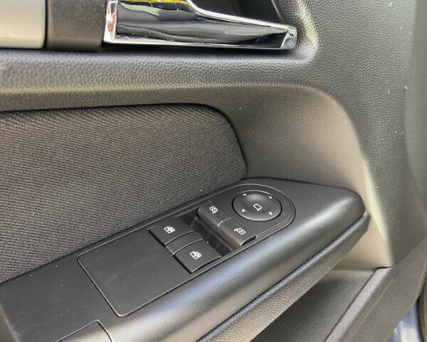 Опель Астра 2009 в Виннице на Automoto.ua Синий Опель Астра, объемом двигателя 1.6 л и пробегом 216 тыс. км за 6100 $, фото 10 на Automoto.ua