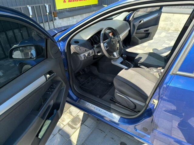 Синий Опель Астра, объемом двигателя 1.4 л и пробегом 229 тыс. км за 4900 $, фото 7 на Automoto.ua