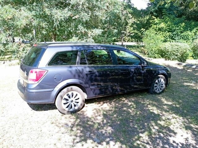 Синий Опель Астра, объемом двигателя 1.6 л и пробегом 222 тыс. км за 5200 $, фото 5 на Automoto.ua