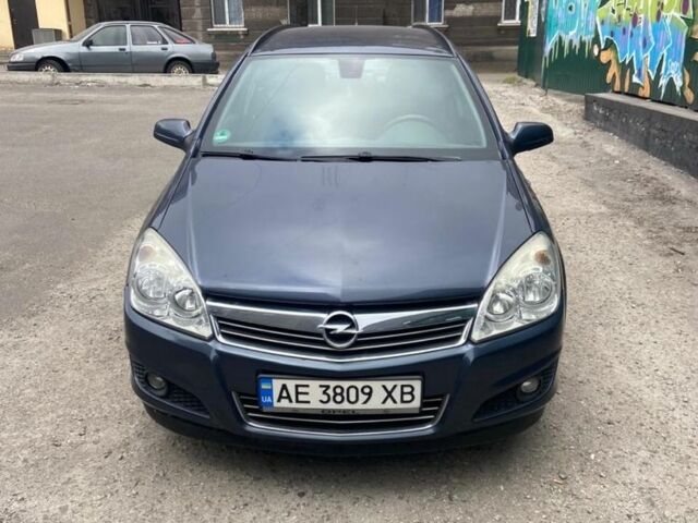 Синий Опель Астра, объемом двигателя 1.6 л и пробегом 220 тыс. км за 5500 $, фото 7 на Automoto.ua