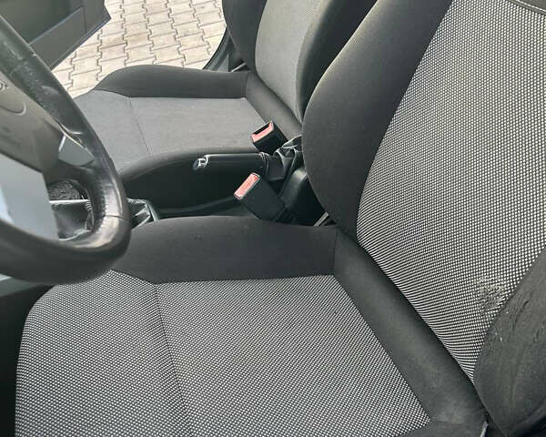 Синий Опель Астра, объемом двигателя 1.69 л и пробегом 240 тыс. км за 5500 $, фото 11 на Automoto.ua