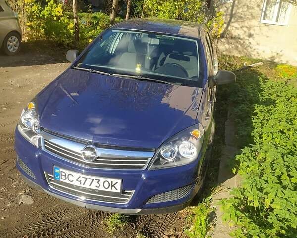 Синий Опель Астра, объемом двигателя 1.91 л и пробегом 175 тыс. км за 5700 $, фото 9 на Automoto.ua