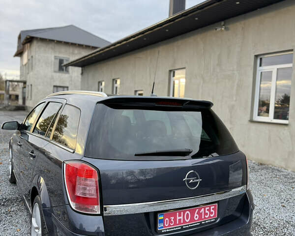 Опель Астра 2009 в Луцке на Automoto.ua Синий Опель Астра, объемом двигателя 1.8 л и пробегом 191 тыс. км за 6799 $, фото 16 на Automoto.ua