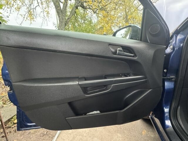 Опель Астра 2009 в Черкассах на Automoto.ua Синий Опель Астра, объемом двигателя 1.7 л и пробегом 240 тыс. км за 5000 $, фото 9 на Automoto.ua