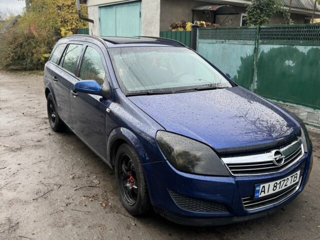 Опель Астра 2009 в Черкассах на Automoto.ua Синий Опель Астра, объемом двигателя 1.7 л и пробегом 240 тыс. км за 5000 $, фото 19 на Automoto.ua