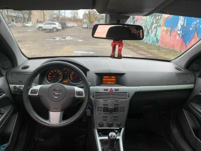 Синий Опель Астра, объемом двигателя 1.6 л и пробегом 238 тыс. км за 5700 $, фото 4 на Automoto.ua