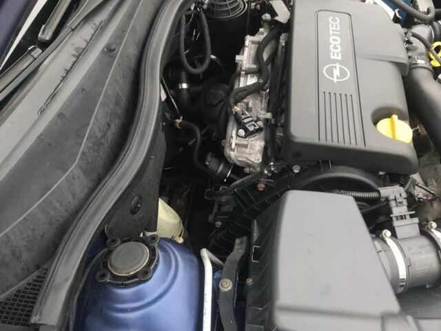 Синий Опель Астра, объемом двигателя 1.7 л и пробегом 262 тыс. км за 4999 $, фото 16 на Automoto.ua