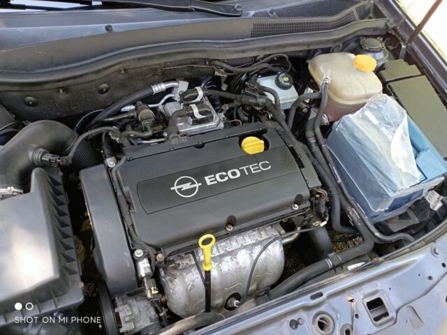 Синий Опель Астра, объемом двигателя 1.6 л и пробегом 222 тыс. км за 5200 $, фото 4 на Automoto.ua