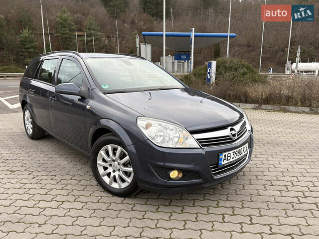 Синий Опель Астра, объемом двигателя 1.6 л и пробегом 284 тыс. км за 5250 $, фото 2 на Automoto.ua