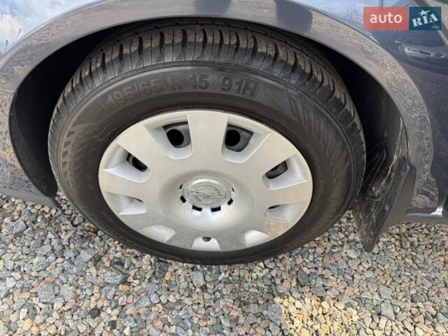 Синій Опель Астра, об'ємом двигуна 1.6 л та пробігом 198 тис. км за 5850 $, фото 82 на Automoto.ua