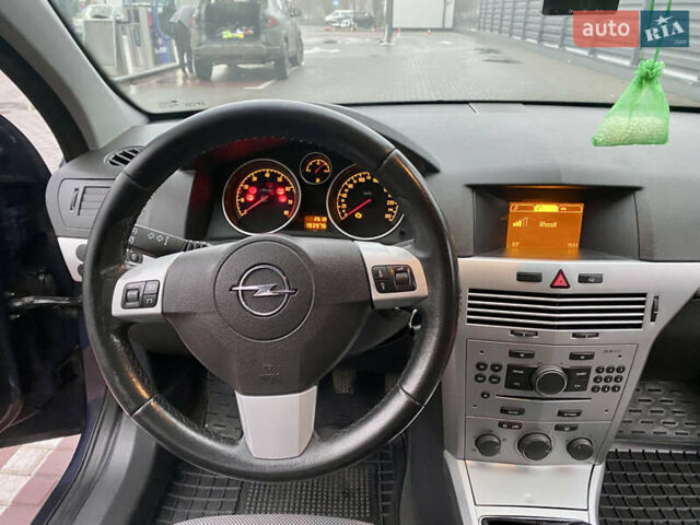 Синий Опель Астра, объемом двигателя 1.8 л и пробегом 194 тыс. км за 6900 $, фото 42 на Automoto.ua