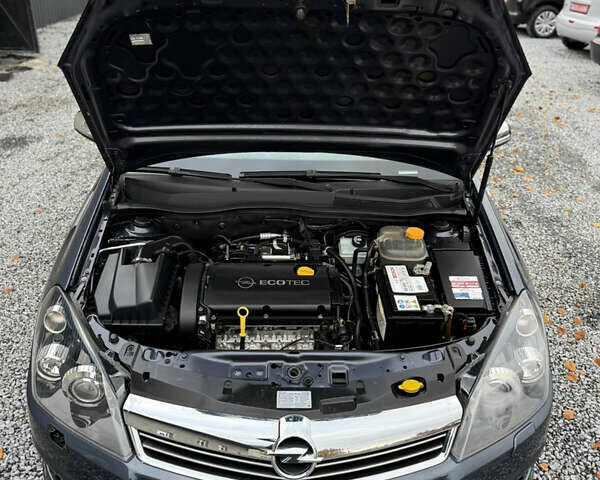 Опель Астра 2009 в Луцке на Automoto.ua Синий Опель Астра, объемом двигателя 1.8 л и пробегом 191 тыс. км за 6799 $, фото 69 на Automoto.ua