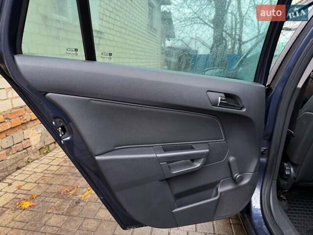 Синий Опель Астра, объемом двигателя 1.6 л и пробегом 270 тыс. км за 5200 $, фото 17 на Automoto.ua