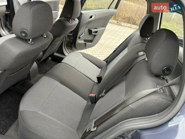 Синий Опель Астра, объемом двигателя 1.6 л и пробегом 284 тыс. км за 5250 $, фото 19 на Automoto.ua