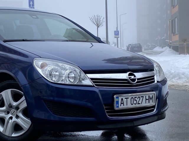 Синий Опель Астра, объемом двигателя 1.7 л и пробегом 260 тыс. км за 4999 $, фото 3 на Automoto.ua
